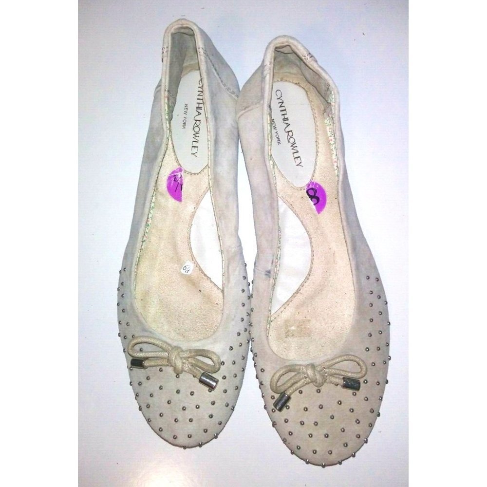 Cynthia Rowley Ballet Flats Sz 8.5 Womens Suede Nude/Beige studs SAND Float bow - Picture 2 of 9